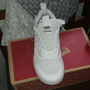 White Vans ultraRange Rapidw